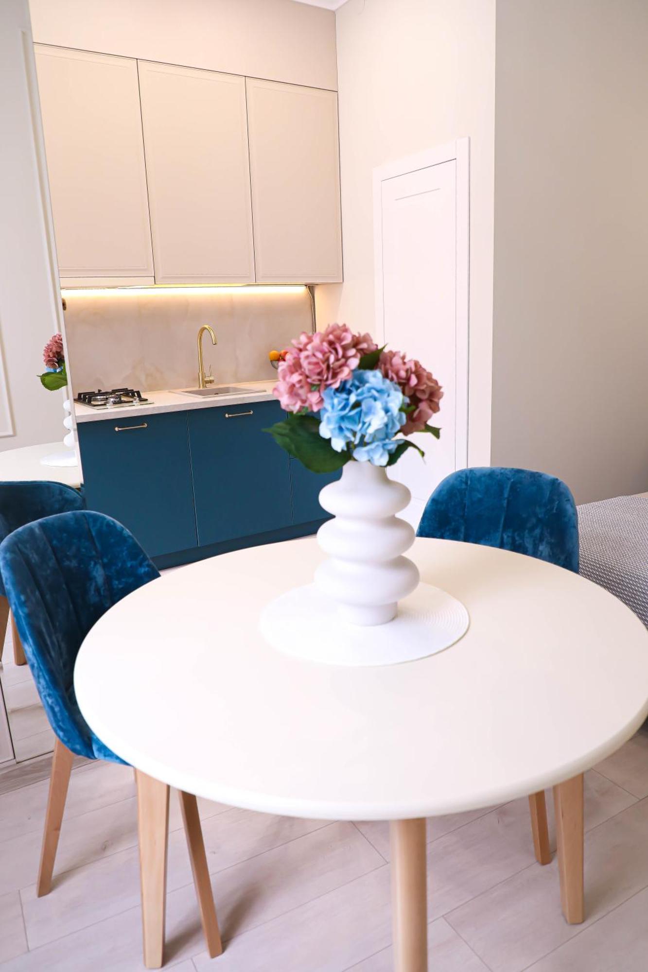 Modern Apartment, 3Mins To Opera Lwów Zewnętrze zdjęcie